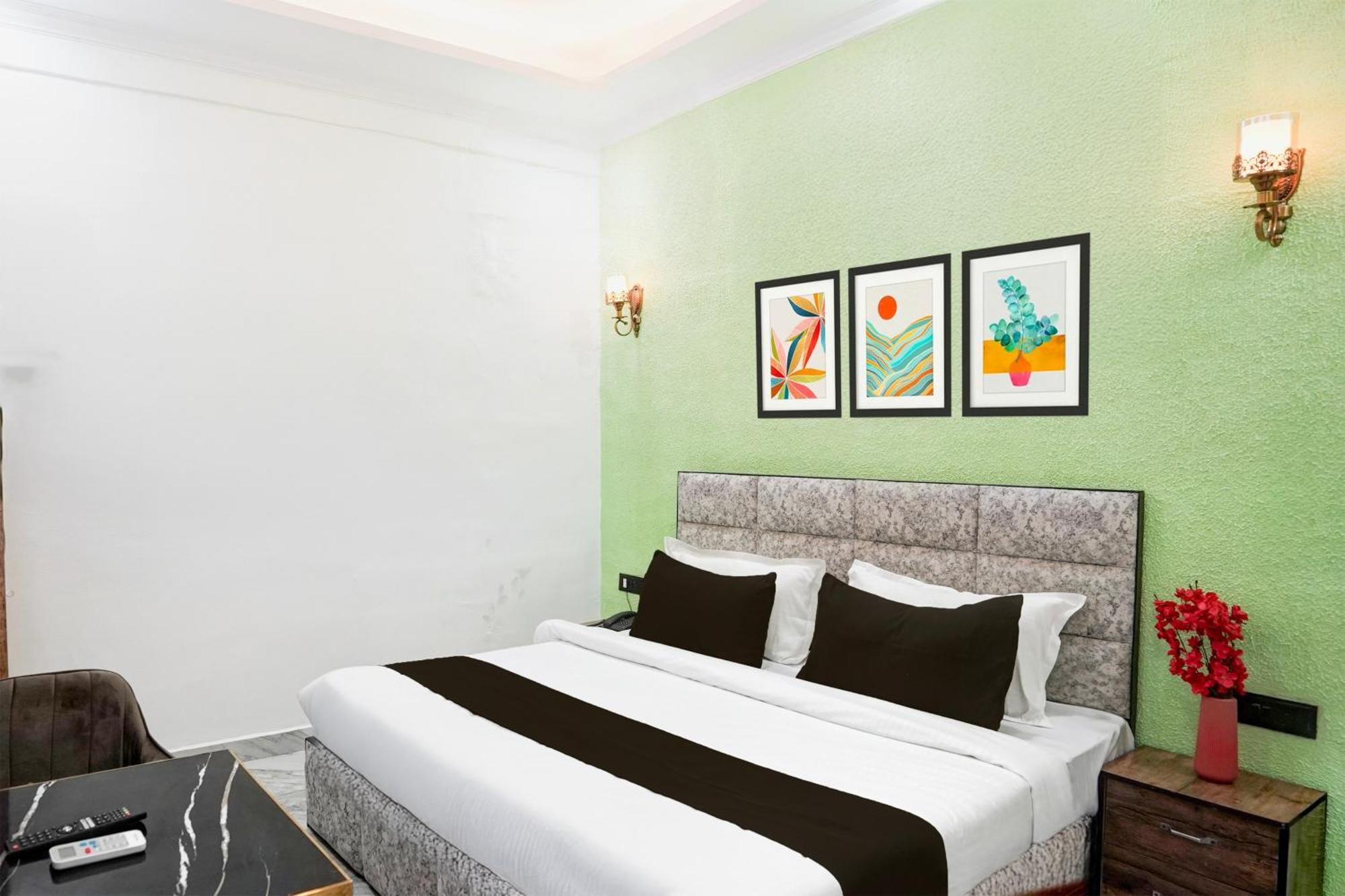 Collection O Shandilya Grand Residency Большая Нойда Экстерьер фото