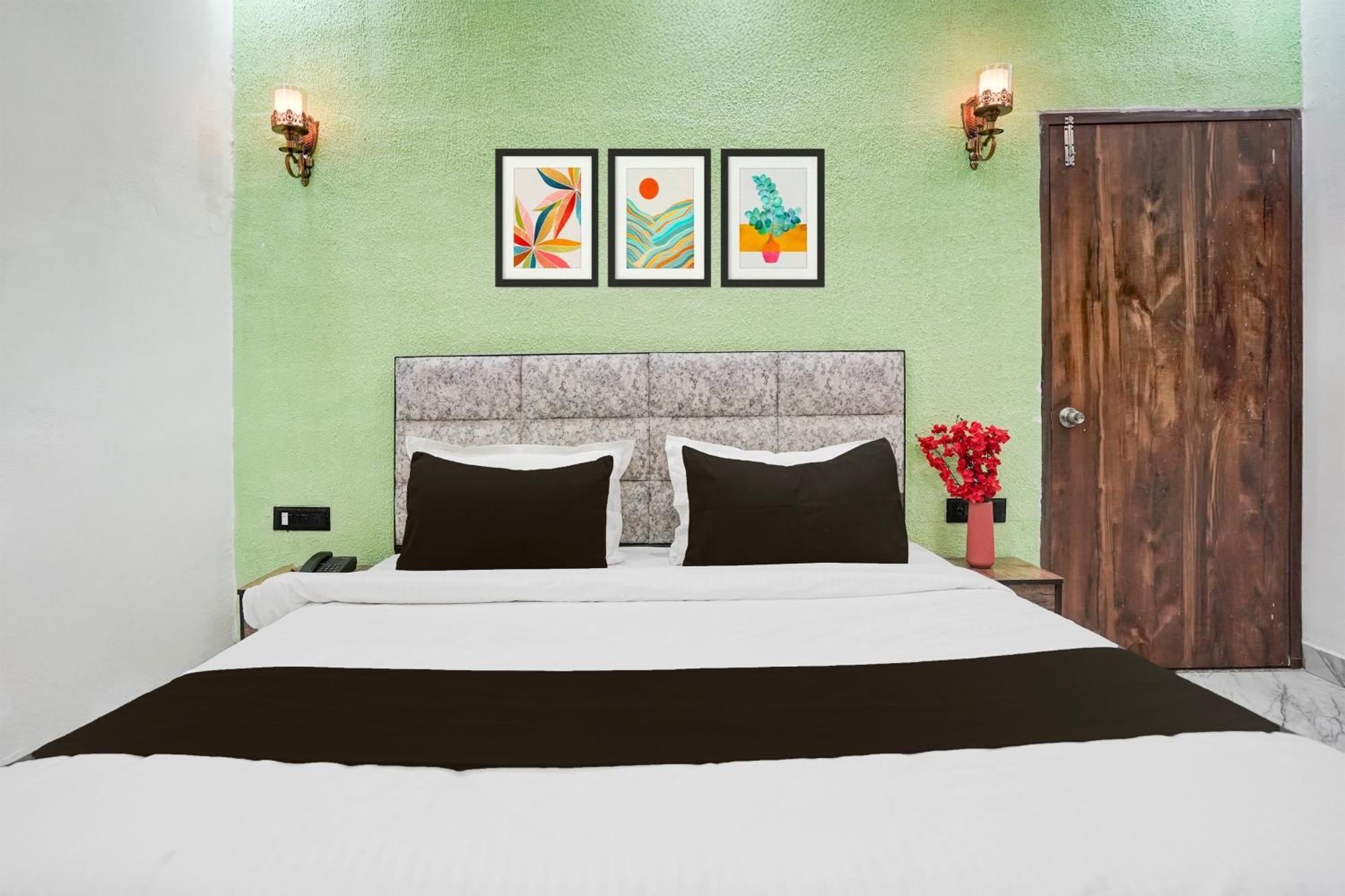 Collection O Shandilya Grand Residency Большая Нойда Экстерьер фото