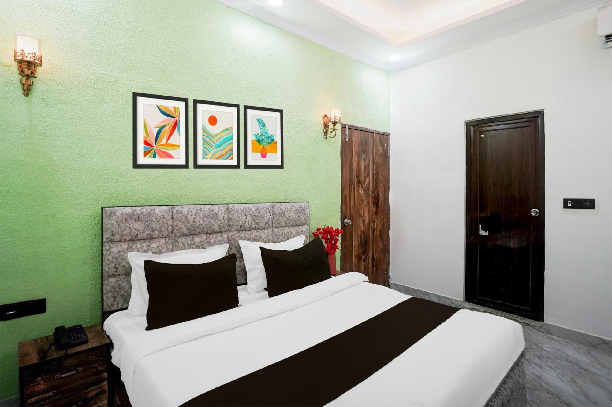 Collection O Shandilya Grand Residency Большая Нойда Экстерьер фото