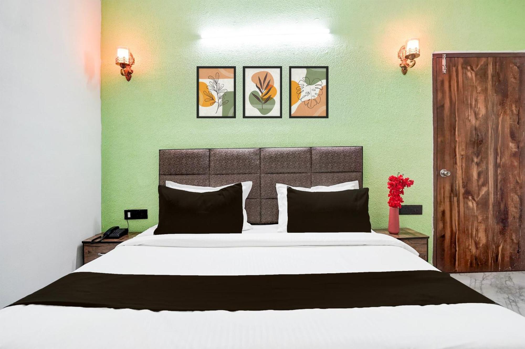 Collection O Shandilya Grand Residency Большая Нойда Экстерьер фото