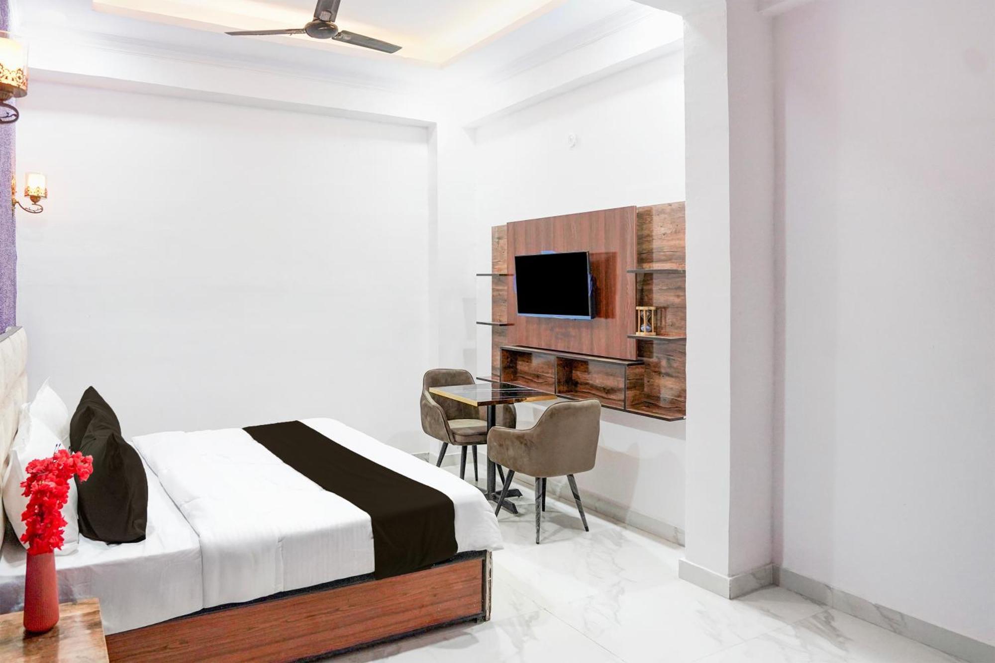 Collection O Shandilya Grand Residency Большая Нойда Экстерьер фото